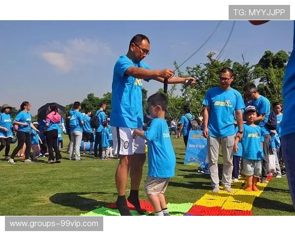 三人小孩子游戏推荐三十种玩法激发创造力与团队合作的亲子互动游戏 三人小孩子游戏推荐三十种玩法激发创造力与团队合作的亲子互动游戏